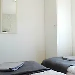 Mobilni Dum Marbella مكان تخييم